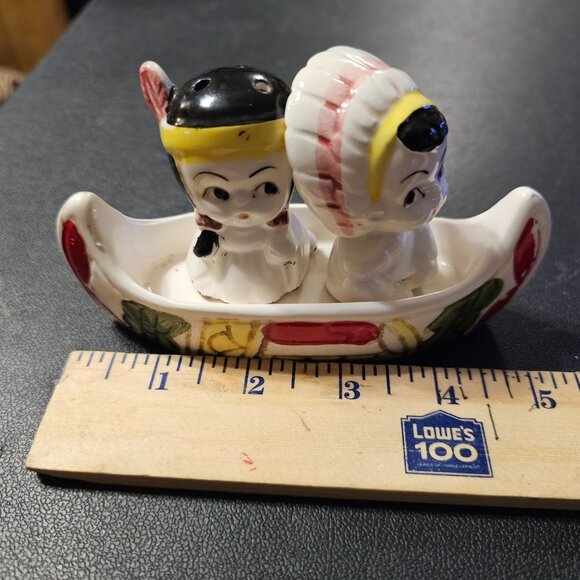 Vintage Ceramic Salt & Pepper Shakers Native American Boy and Girl n Canoe - Picture 14 of 14